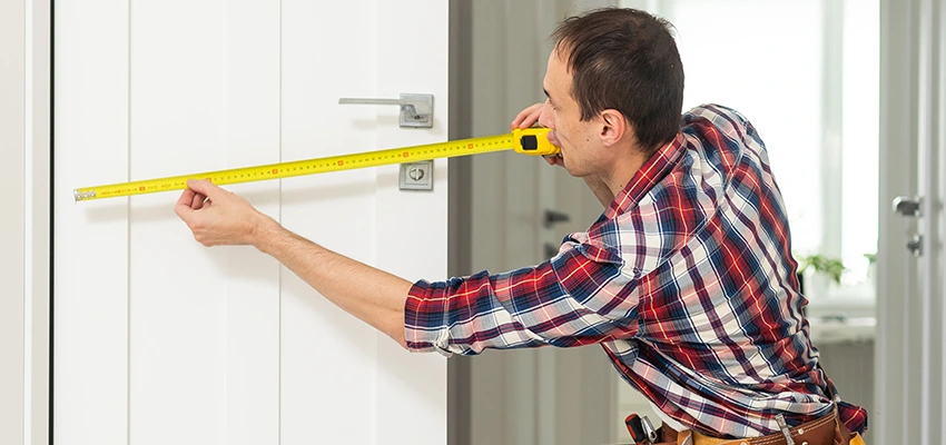 Bonded & Insured Locksmiths For Lock Repair in Lake in the Hills, Illinois